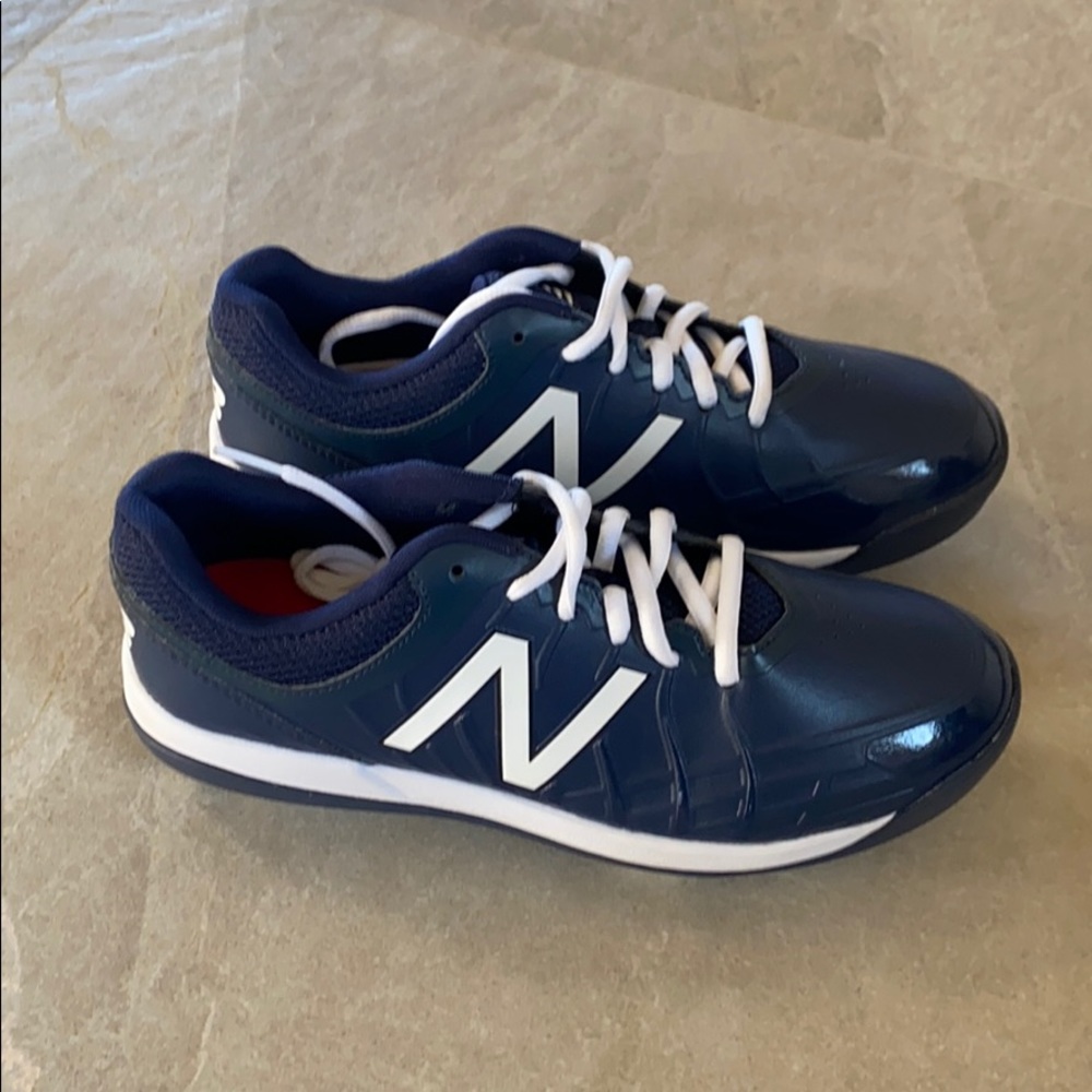 New Balance Youth J4040v5 Molded Cleats